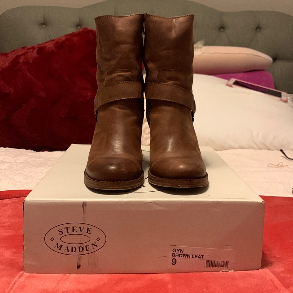 Steve Madden GYN Brown Leather Boots